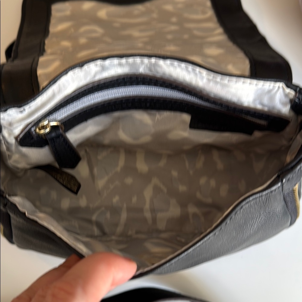 NWT Aimee Kestenberg Sorrento Leopard Print Crossbody Bag - Picture 3 of 11
